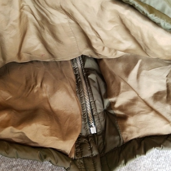 Sold.  Salvatore Ferragamo kids jacket 6-7 - Picture 5 of 8